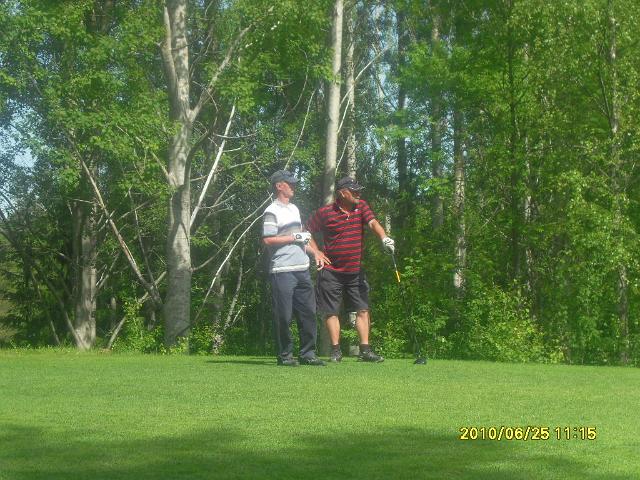 SDC11096.JPG - Lyöntivuoroa odottelemassa