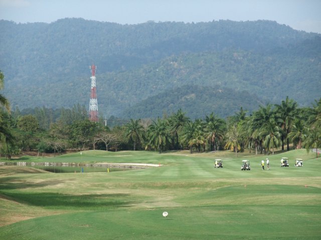 DSCF2039.JPG - Rouhea par4, 460 jardia