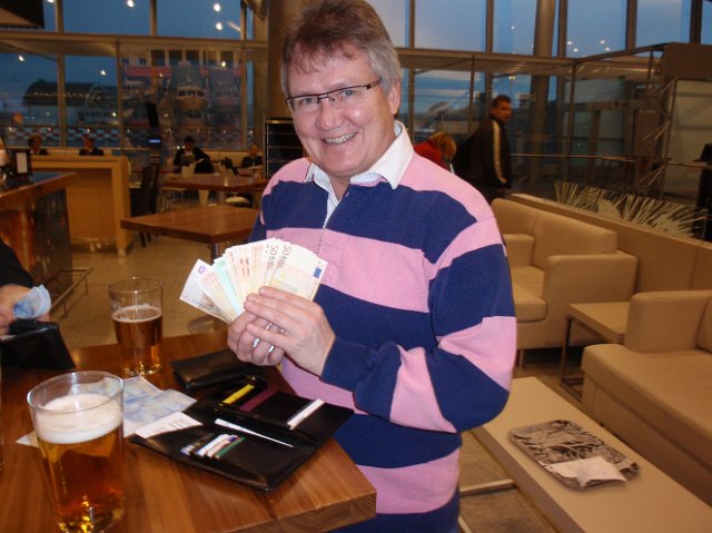 PB110002.JPG - Ja massia vielä löytyy
