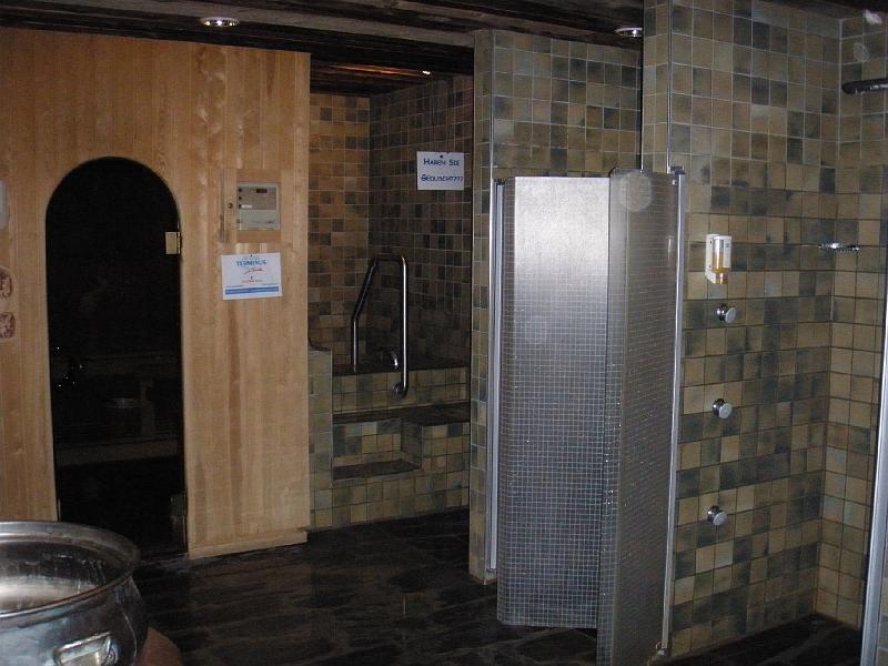 P3120141.JPG - Ennen ottelua täytyi käydä saunassa