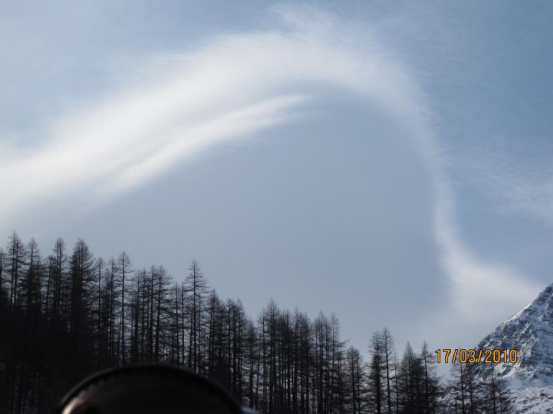 IMG_0557.JPG - Pilvi vaiko vuori (kyllä se on pilvi)