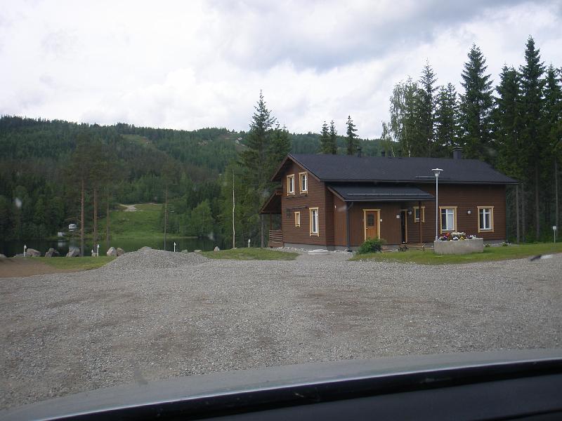 P1010057.JPG - Tässä Tahkon hieno kämppä, täällä hienoa viettää golf-lomaa
