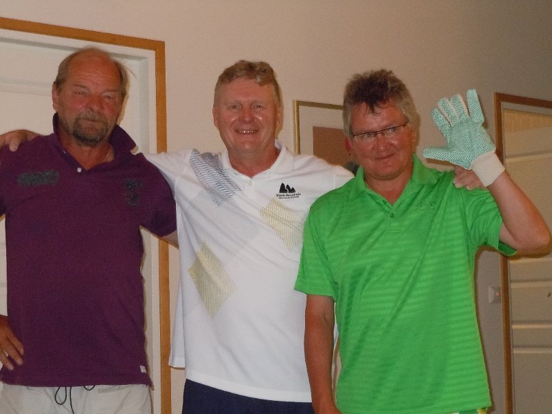 DSCN1985.JPG - anssi won glowe (trio erectus)