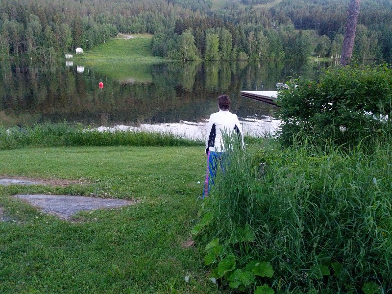 IMG_20120704_030641.jpg - nipa lähelle